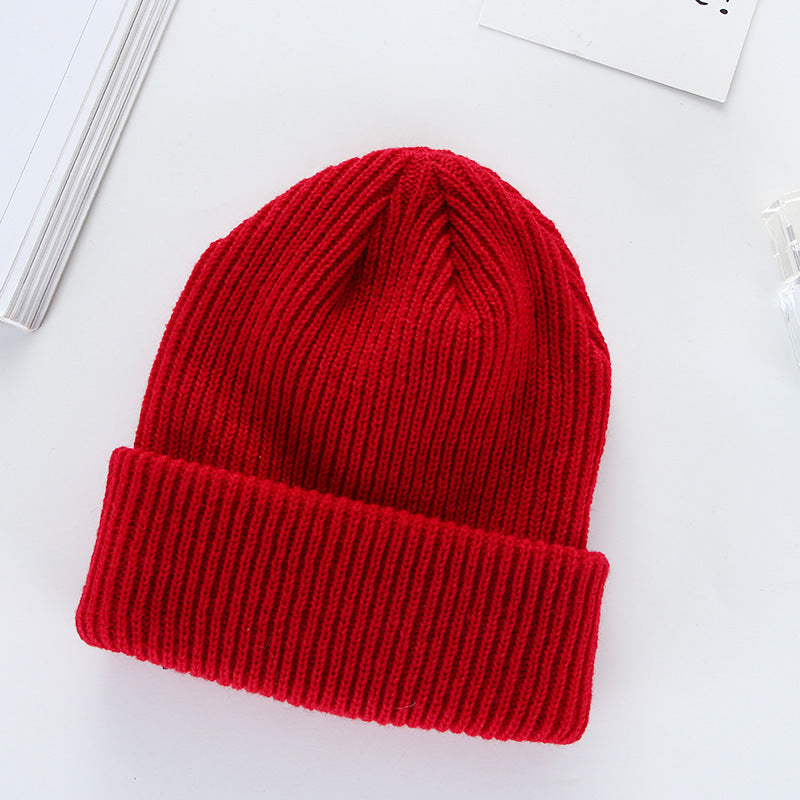Men's and women's fashion beanies