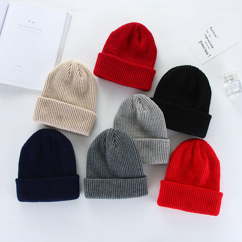 Men's and women's fashion beanies