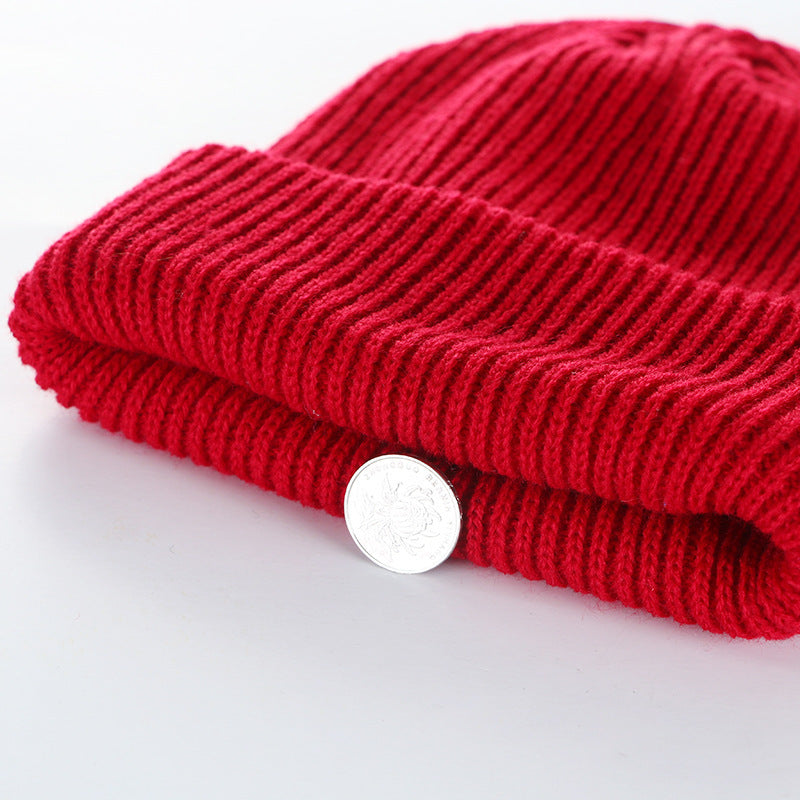 Men's and women's fashion beanies