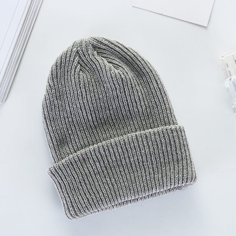 Men's and women's fashion beanies